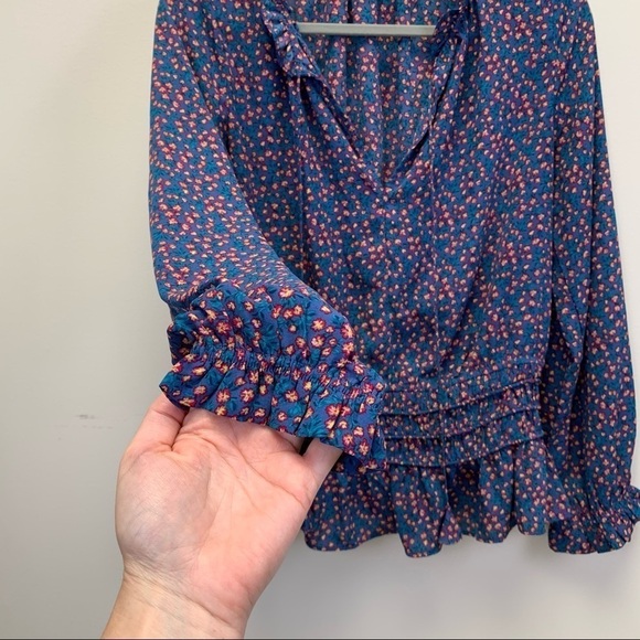 Socialite Top Womens Medium Blue Ditsy Floral Peasant Cottagecore Prairie - Picture 8 of 8